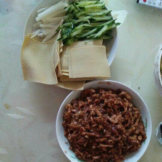京酱肉丝
