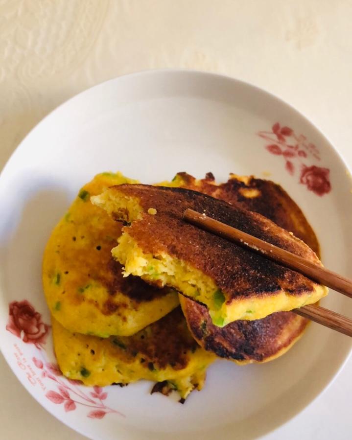 花椒芽玉米面糊饼