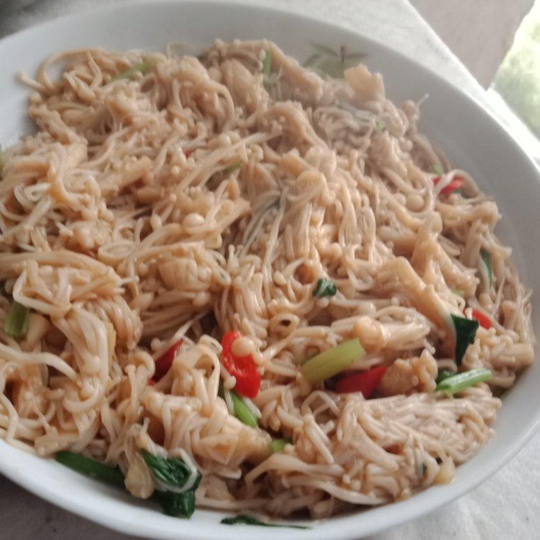 麻辣金针菇