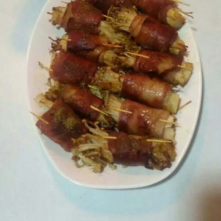 香煎培根金针菇卷