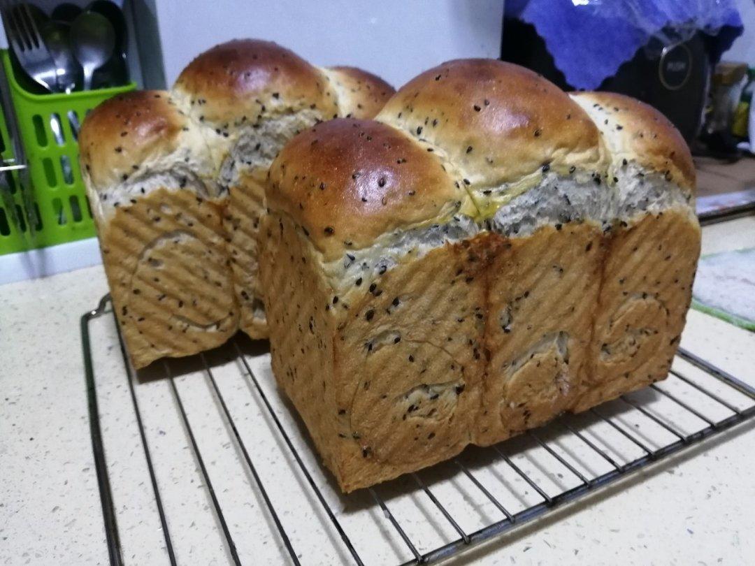 金大旺的黑芝麻吐司