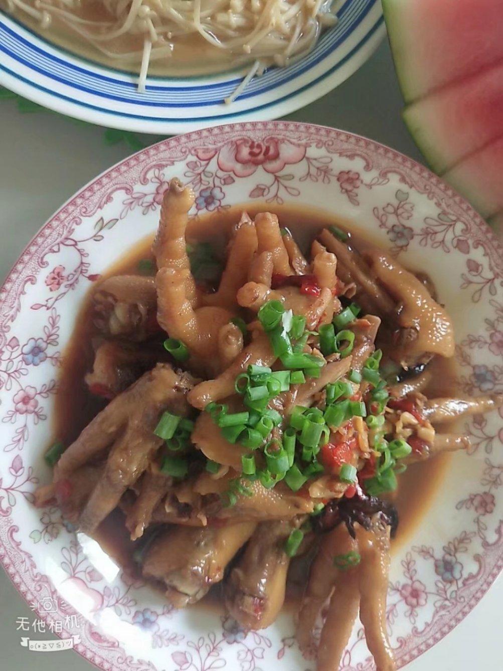 红烧鸡爪子