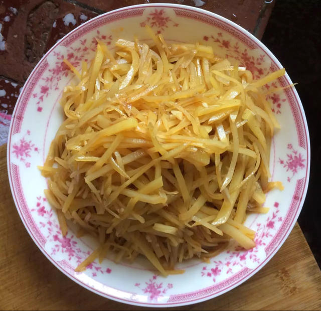 凉拌土豆丝