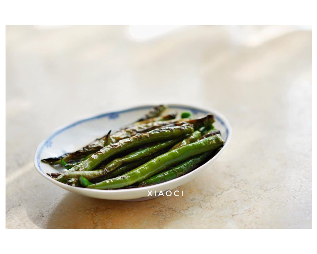 夏季开胃菜—虎皮青椒的做法