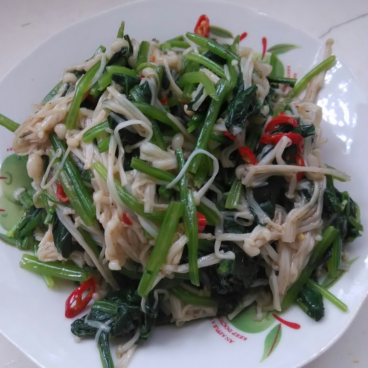 金针菇拌菠菜