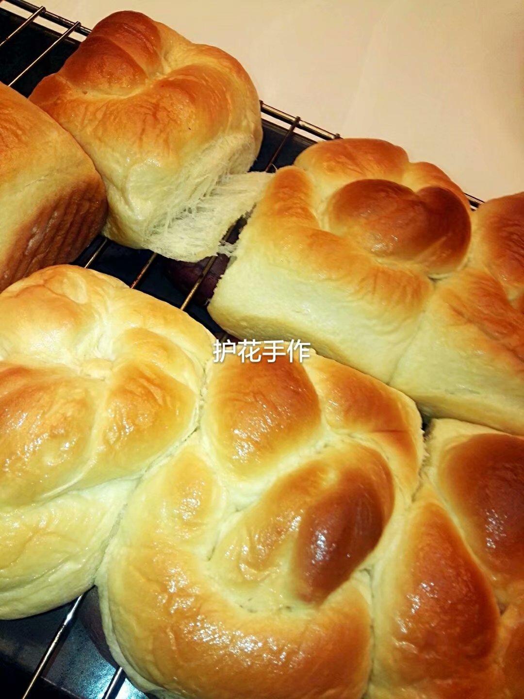 淡奶油老式面包