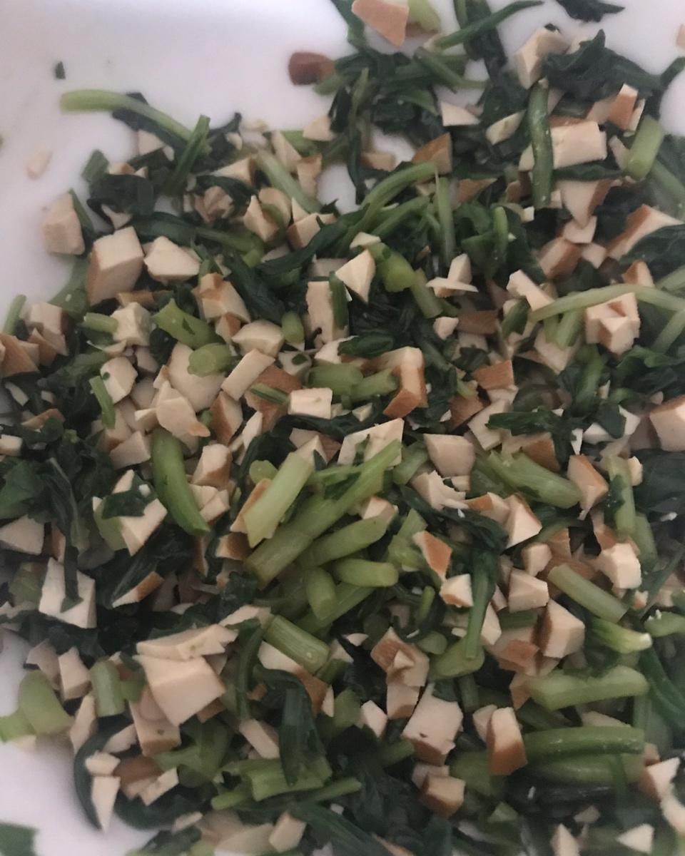 凉拌香干马兰头