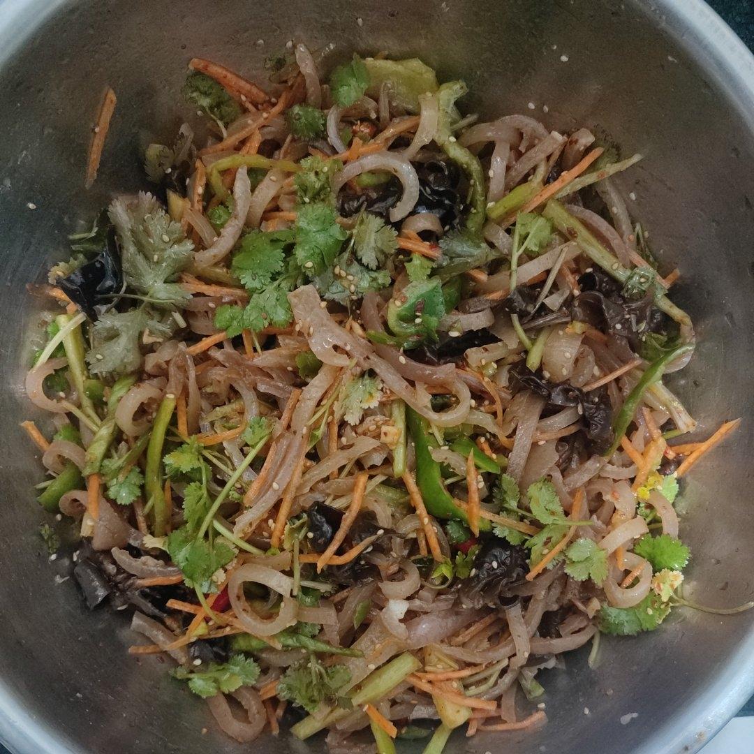 拌麻辣猪皮丝