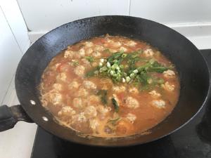 西红柿🍅肉丸子汤的做法 步骤5