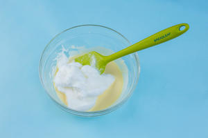 冰淇淋口感的柠檬酸奶蛋糕的做法 步骤7