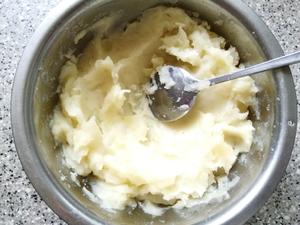 传统土豆沙拉的做法 步骤2