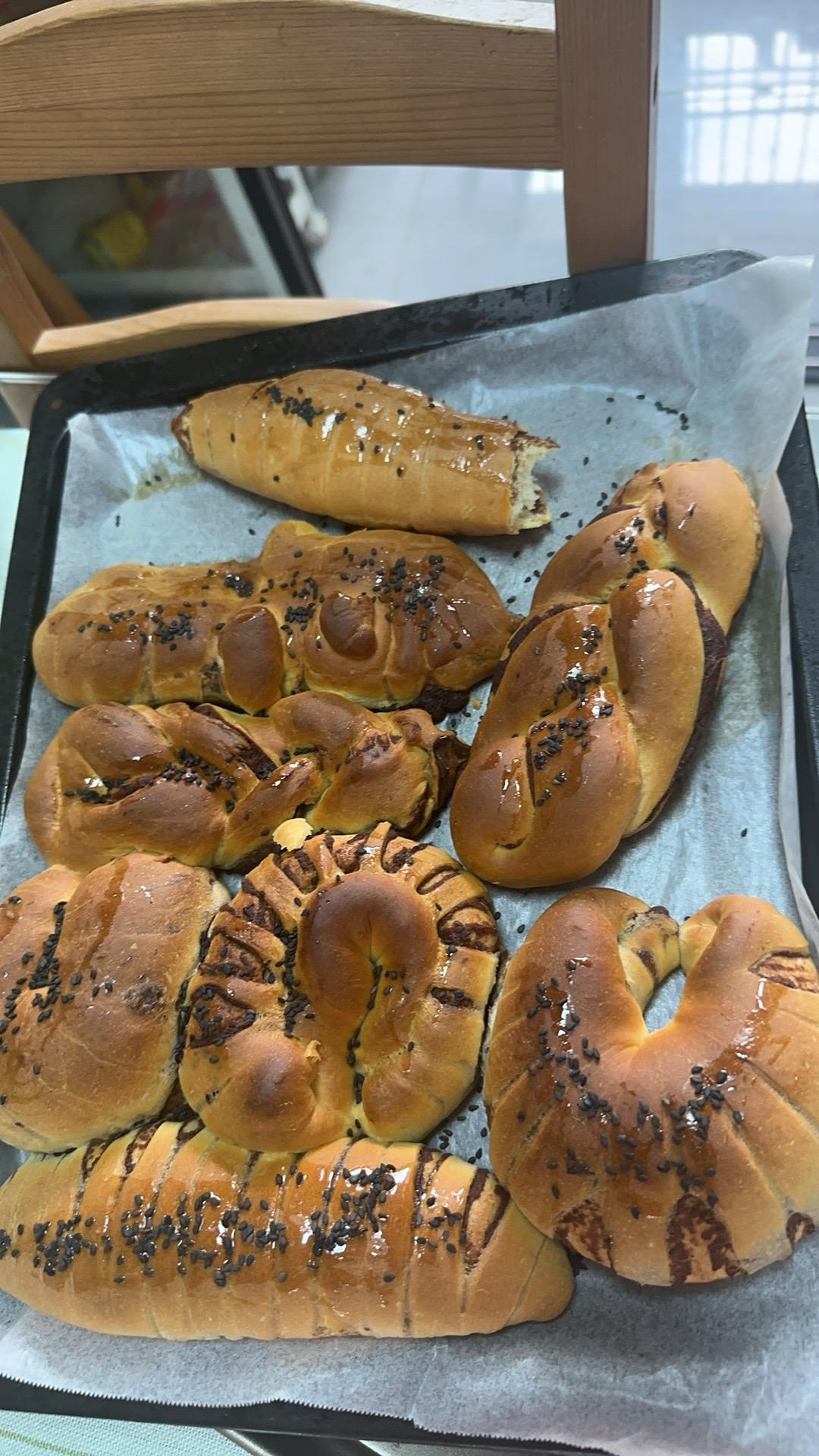 豆沙毛毛虫面包