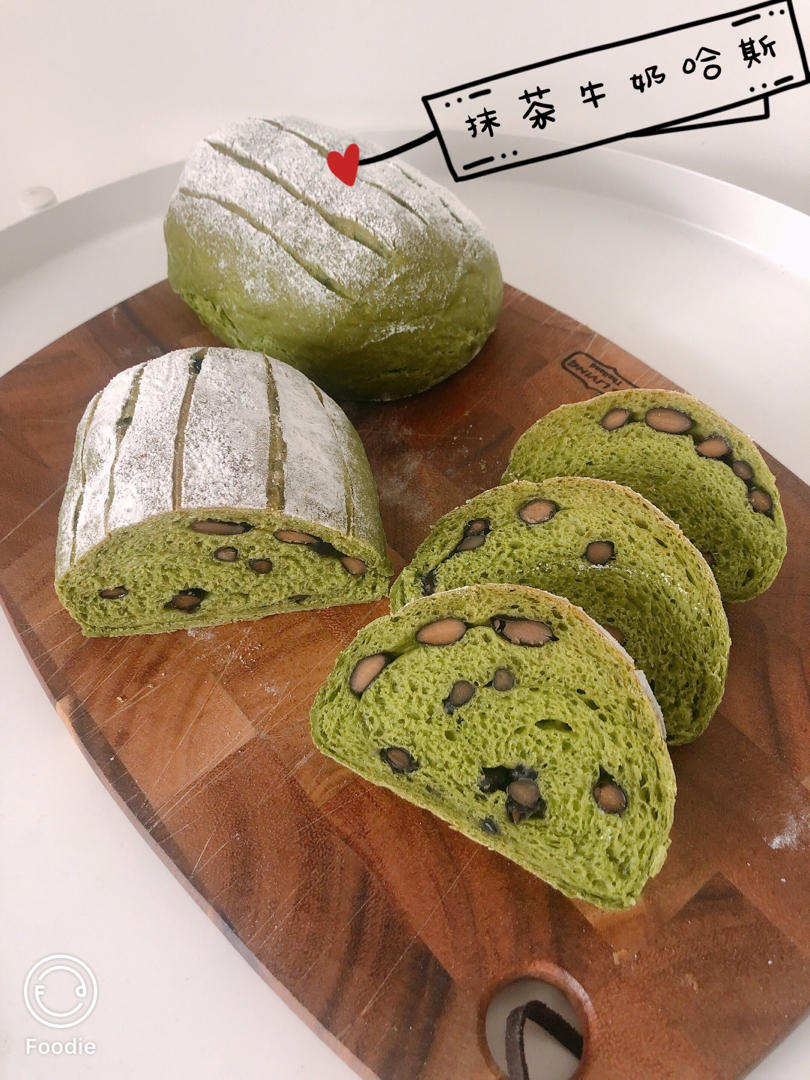 抹茶红豆牛奶哈斯面包