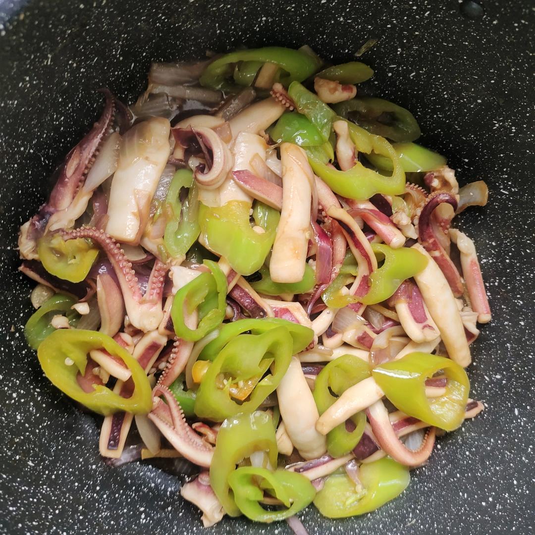 炒鱿鱼