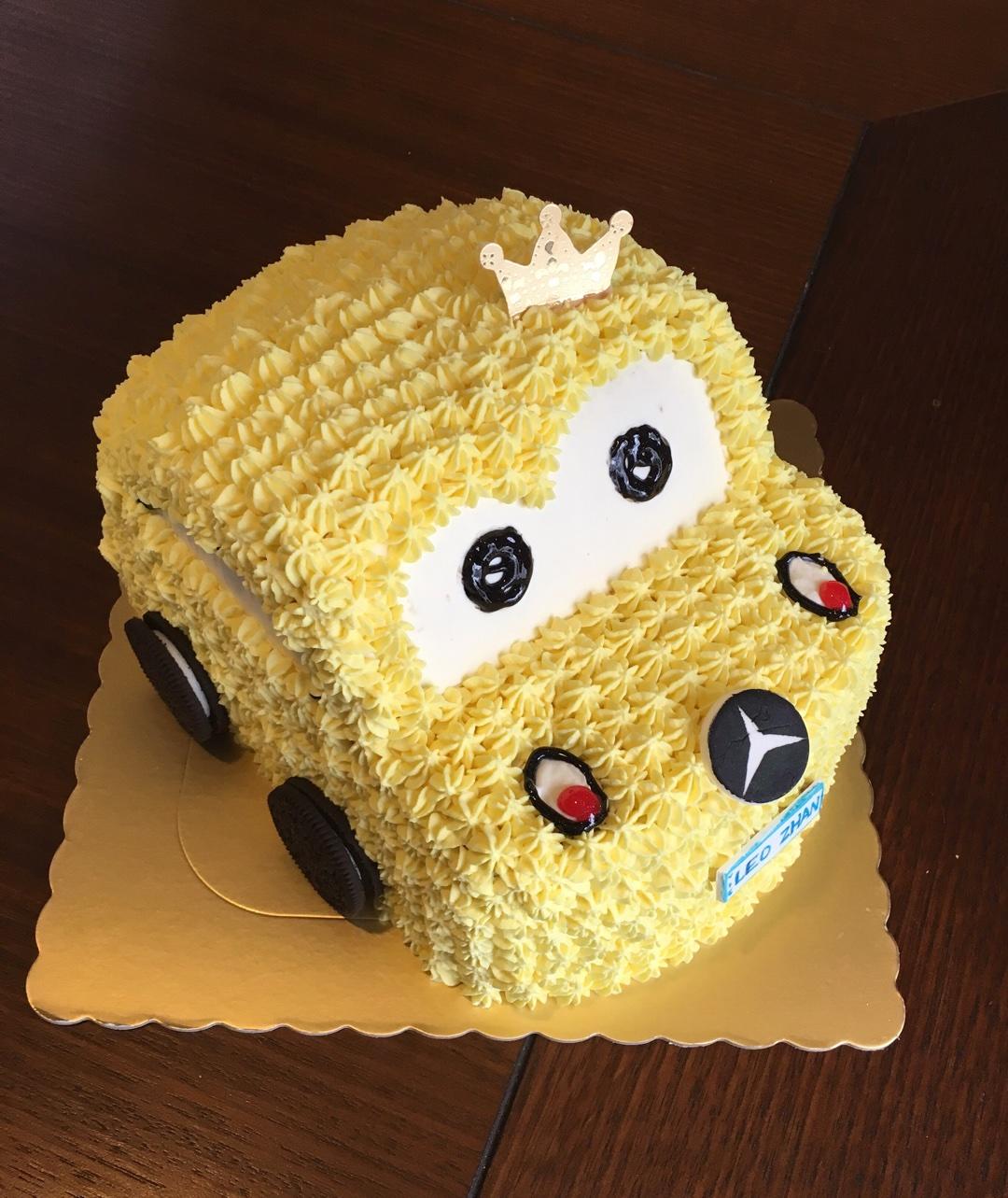 鲜奶油小车蛋糕