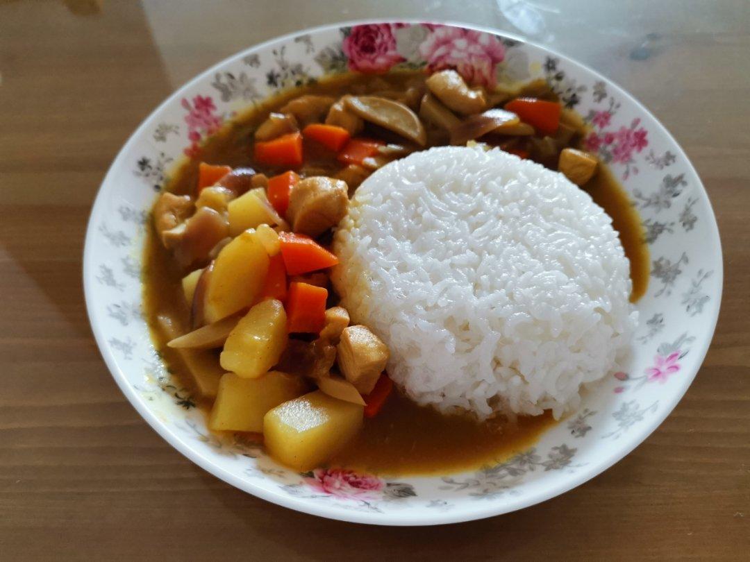 浓香醇厚日式咖喱鸡饭，吃一口就沦陷
