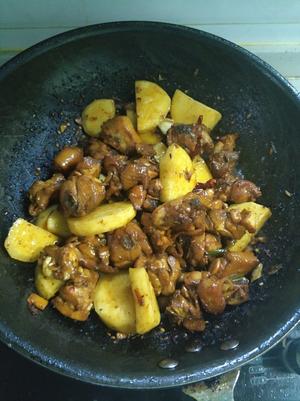 新疆菜 简易速成  家庭版大盘鸡的做法 步骤8