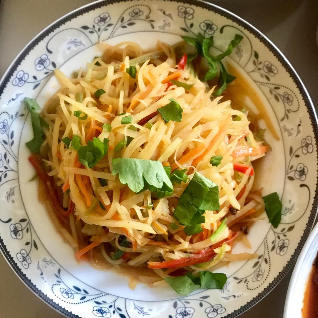 炝拌土豆丝