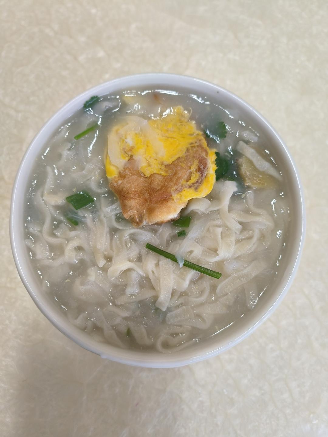 奶白鲜香的萝卜丝煎蛋汤