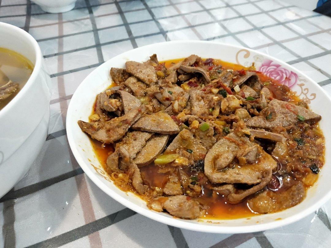 厨师长教你：“口味猪肝”的家常做法，没错，真的就是家常做法