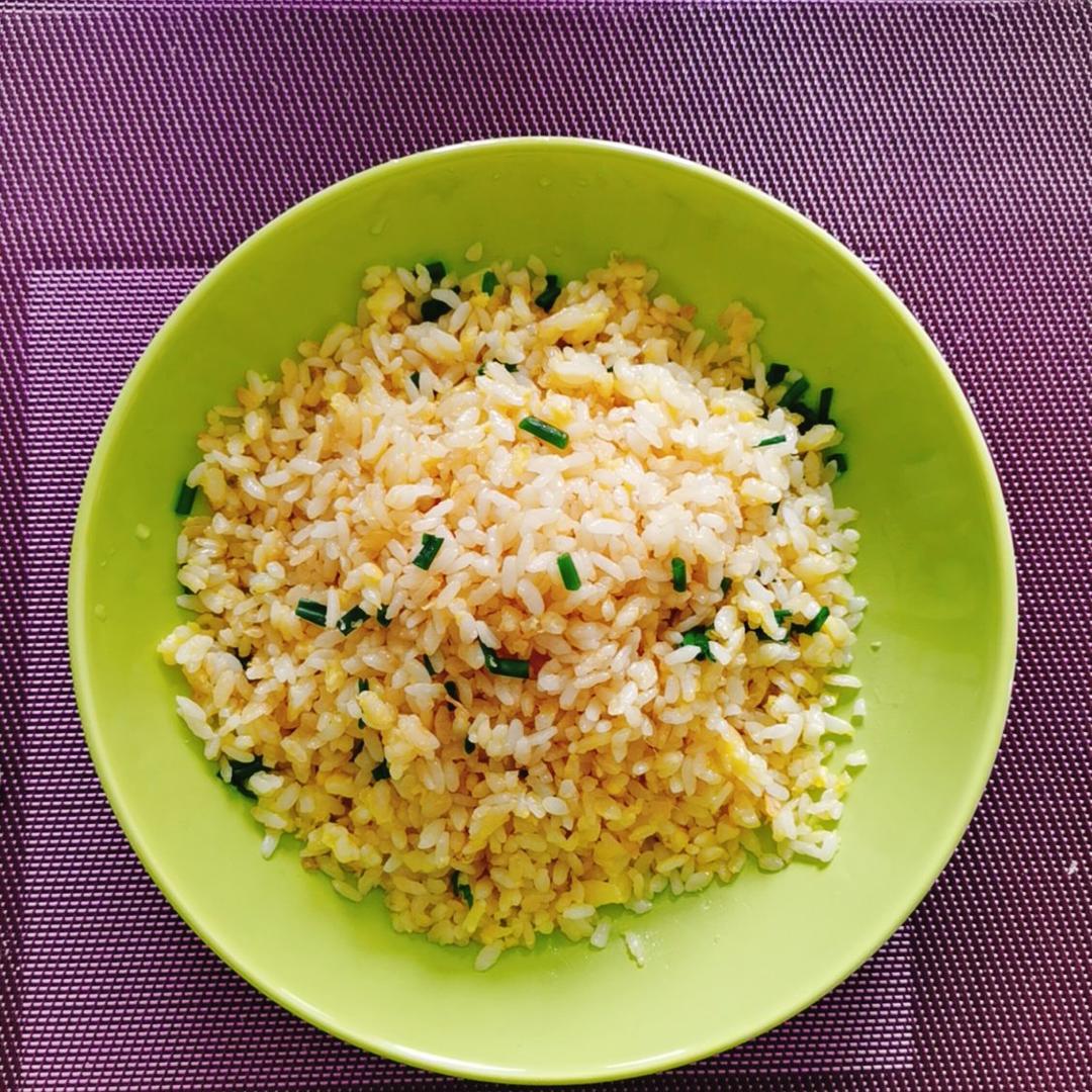 比王刚做的还好吃的黄金蛋炒饭粒粒分明颗颗饱满