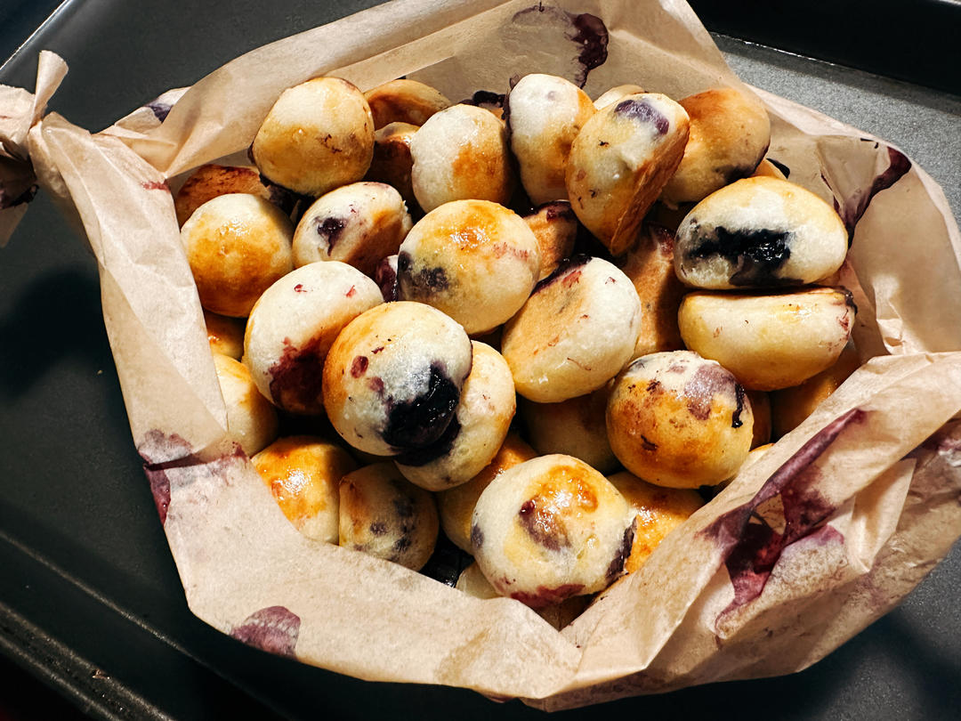 松软爆浆的【蓝莓气泡面包】
