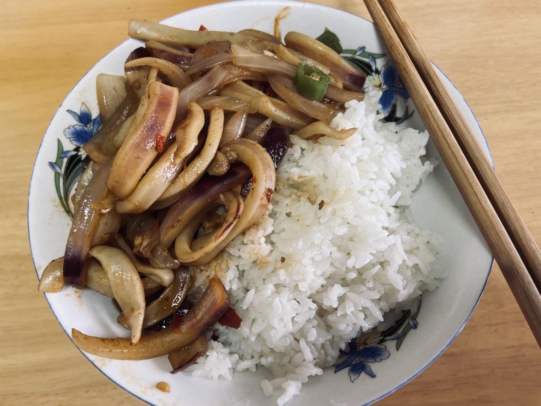 最好吃的酱爆鱿鱼圈