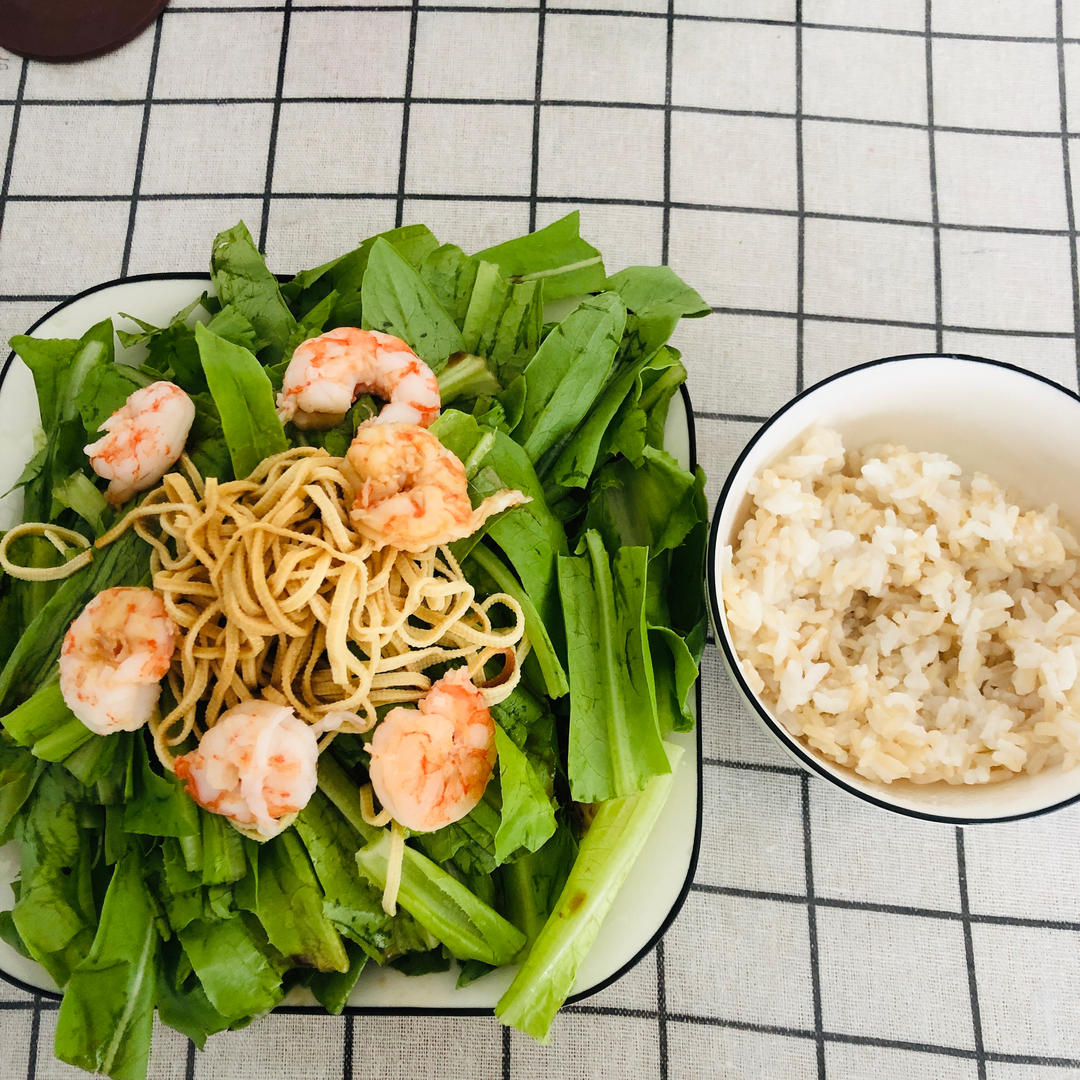 焙煎芝麻汁拌豆腐皮油麦菜