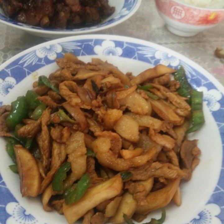 杏鲍菇炒肉片