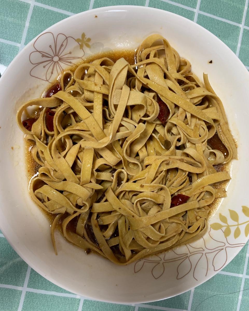 一分钟学会懒人版香辣豆腐皮