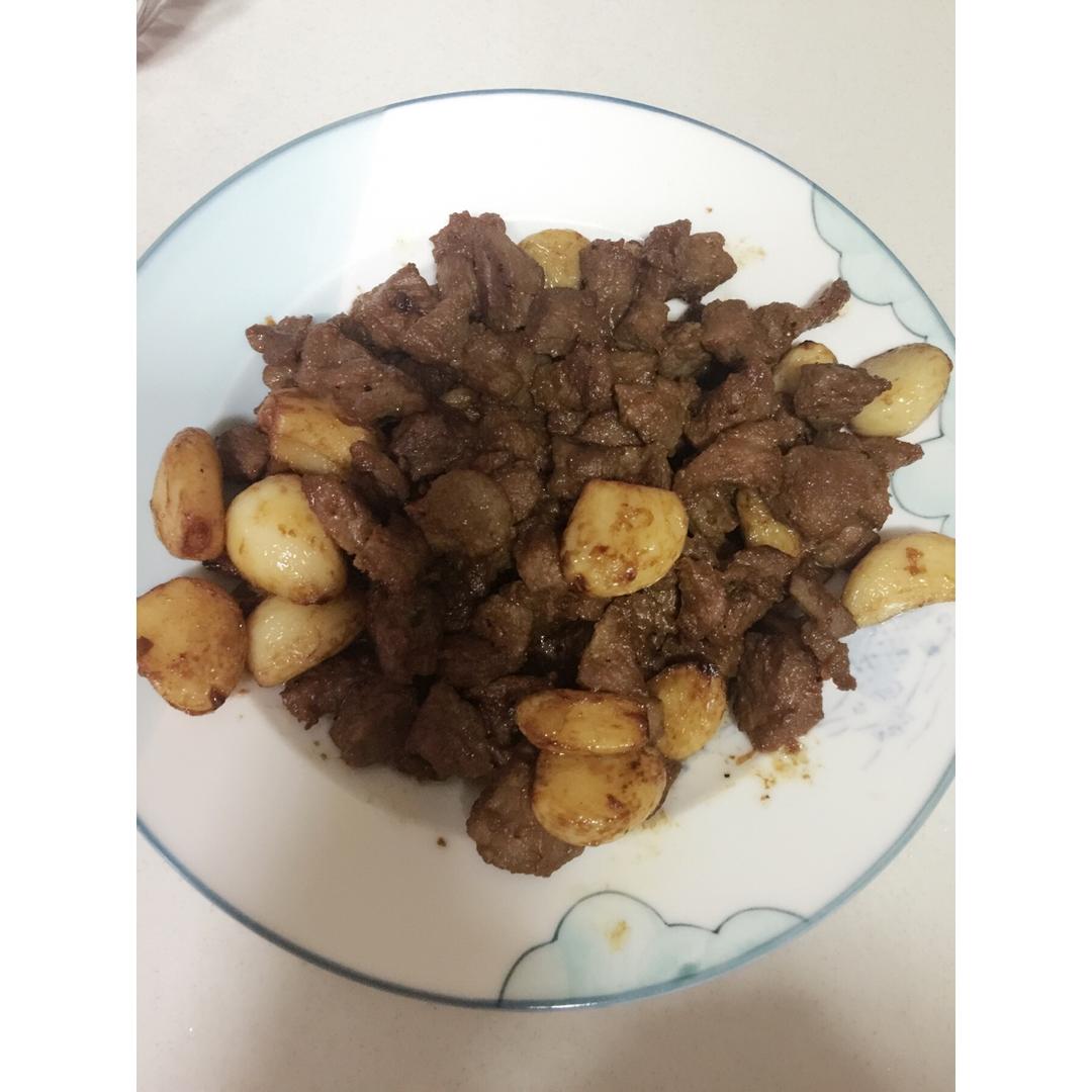 黑蒜子牛肉粒