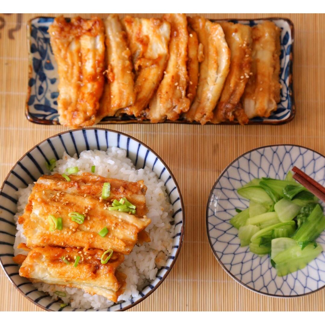 鳗鱼饭