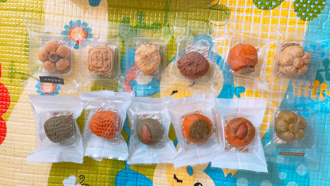 迷你蛋黄月饼