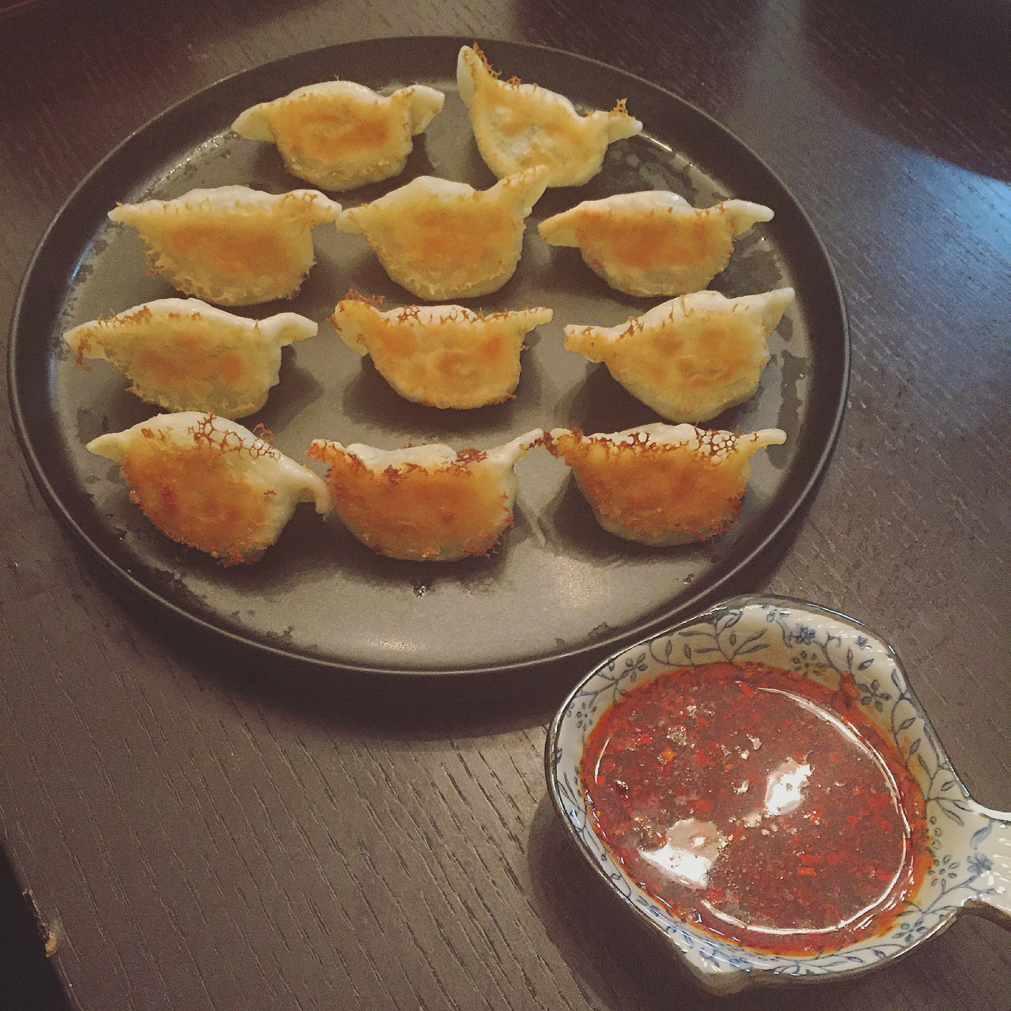 脆底煎饺