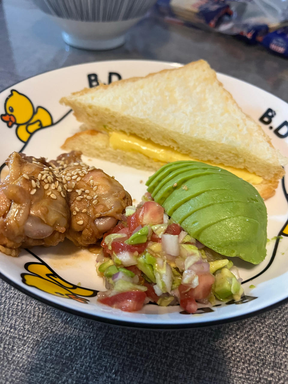 清爽开胃又低卡- 墨西哥牛油果莎莎酱 Mexican Avocado Salsa