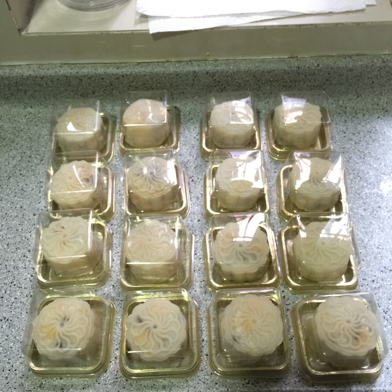 《Tinrry下午茶》冰皮月饼（奶黄馅）