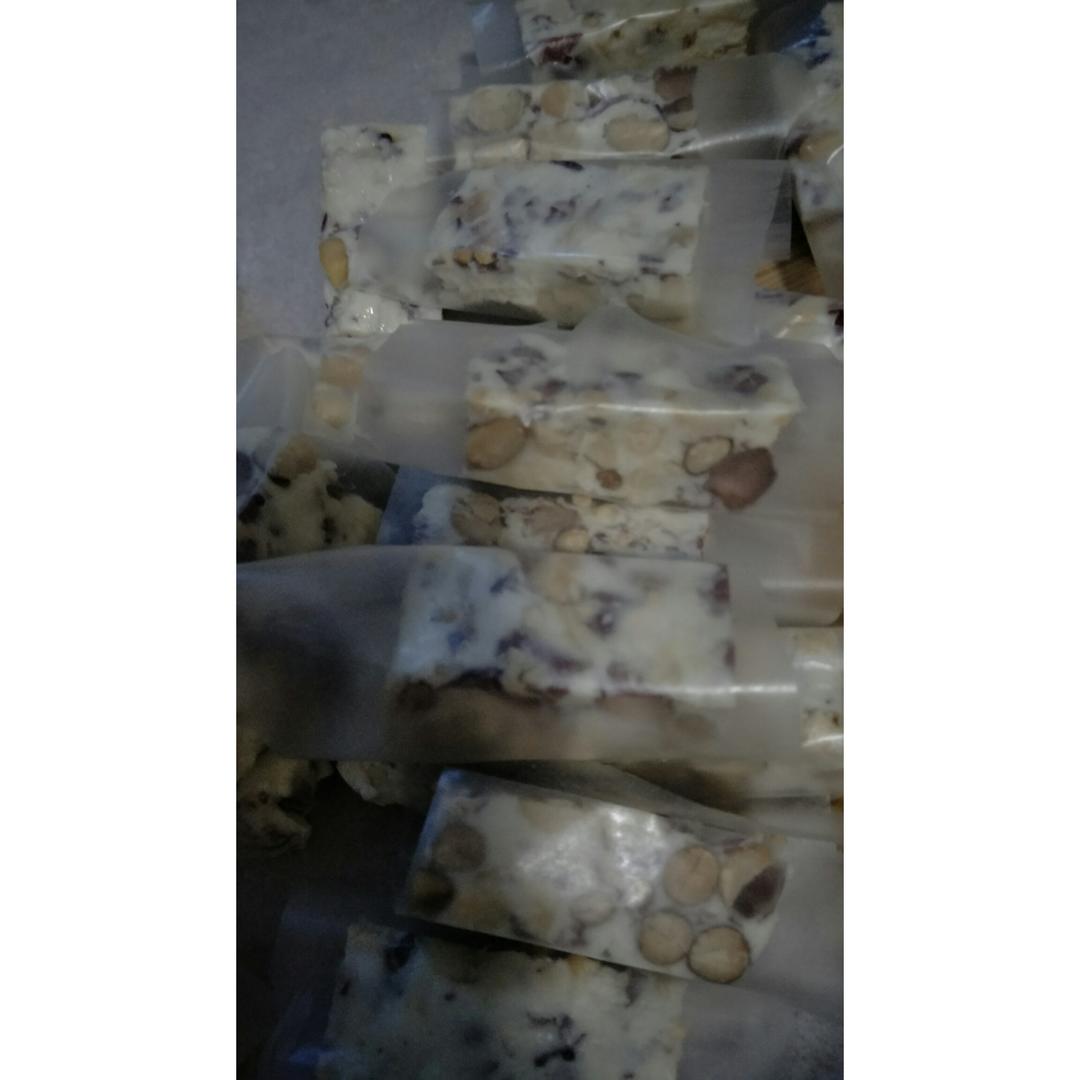 花生牛轧糖烤箱版（告别难切，难洗刷）