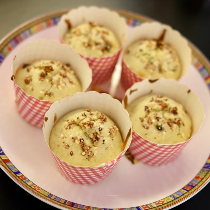 最最最简单                             最最最方便  最最最香浓的香蕉马芬蛋糕