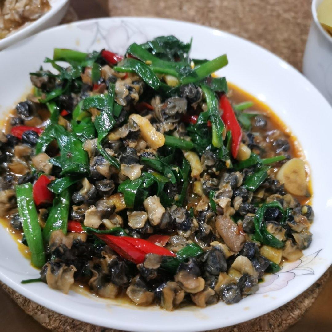 韭菜炒螺丝肉