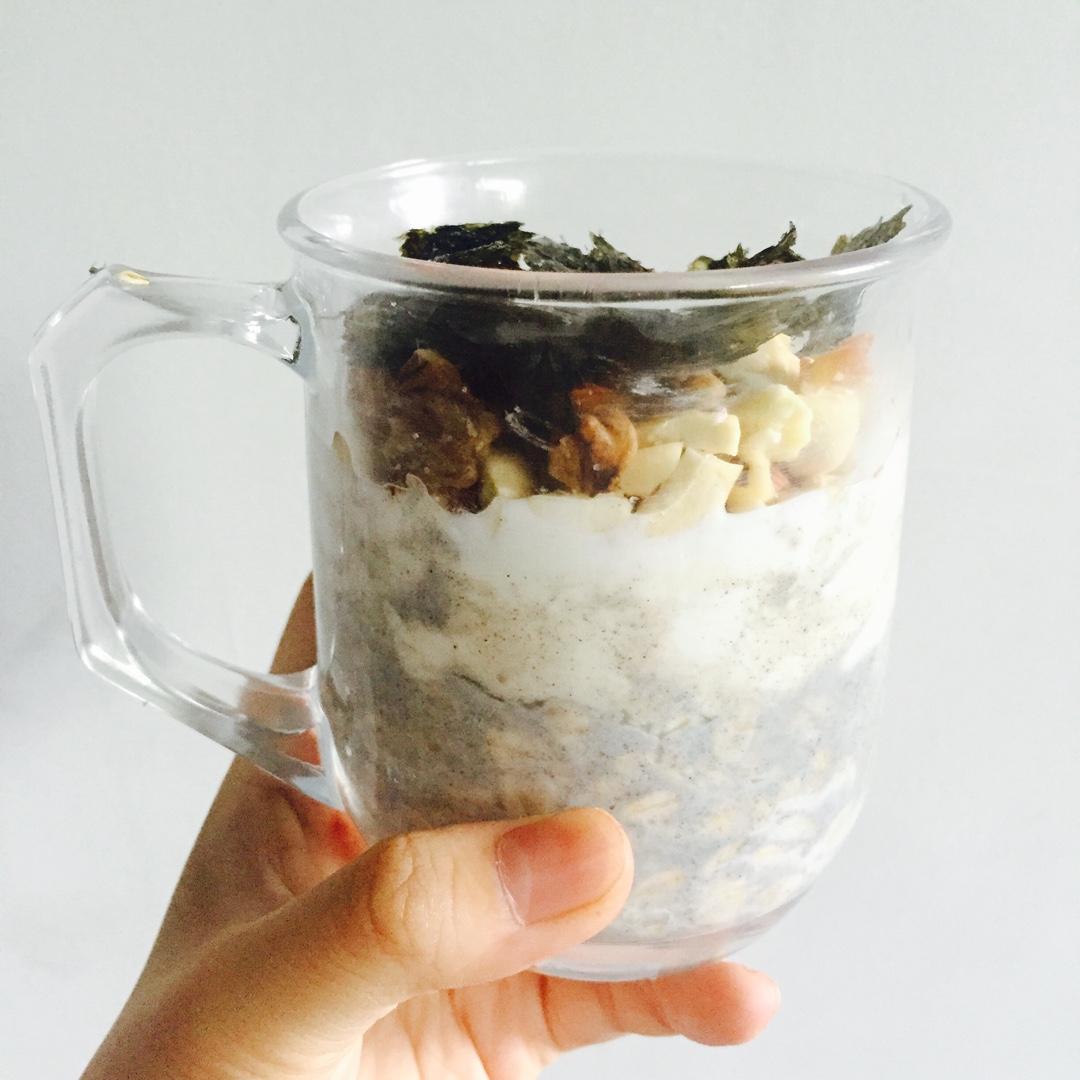 1分钟早餐，水果麦片罐子