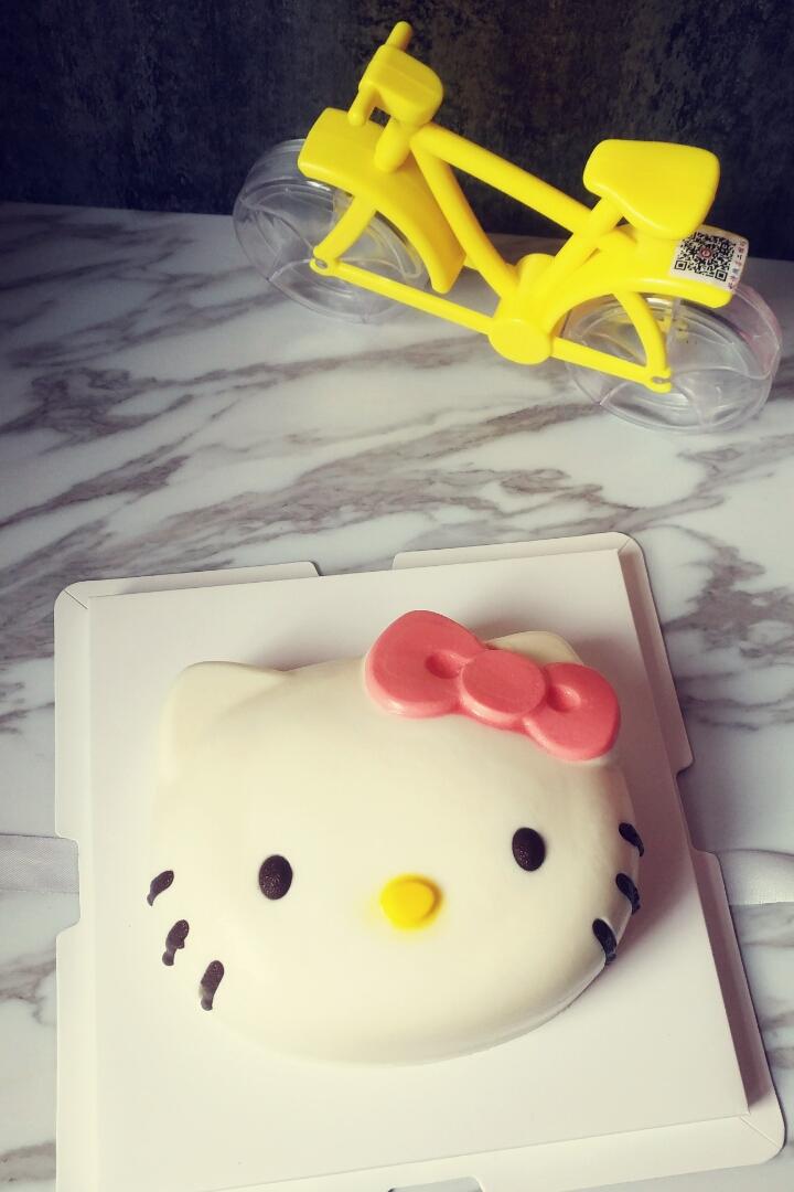 hellokitty酸奶慕斯