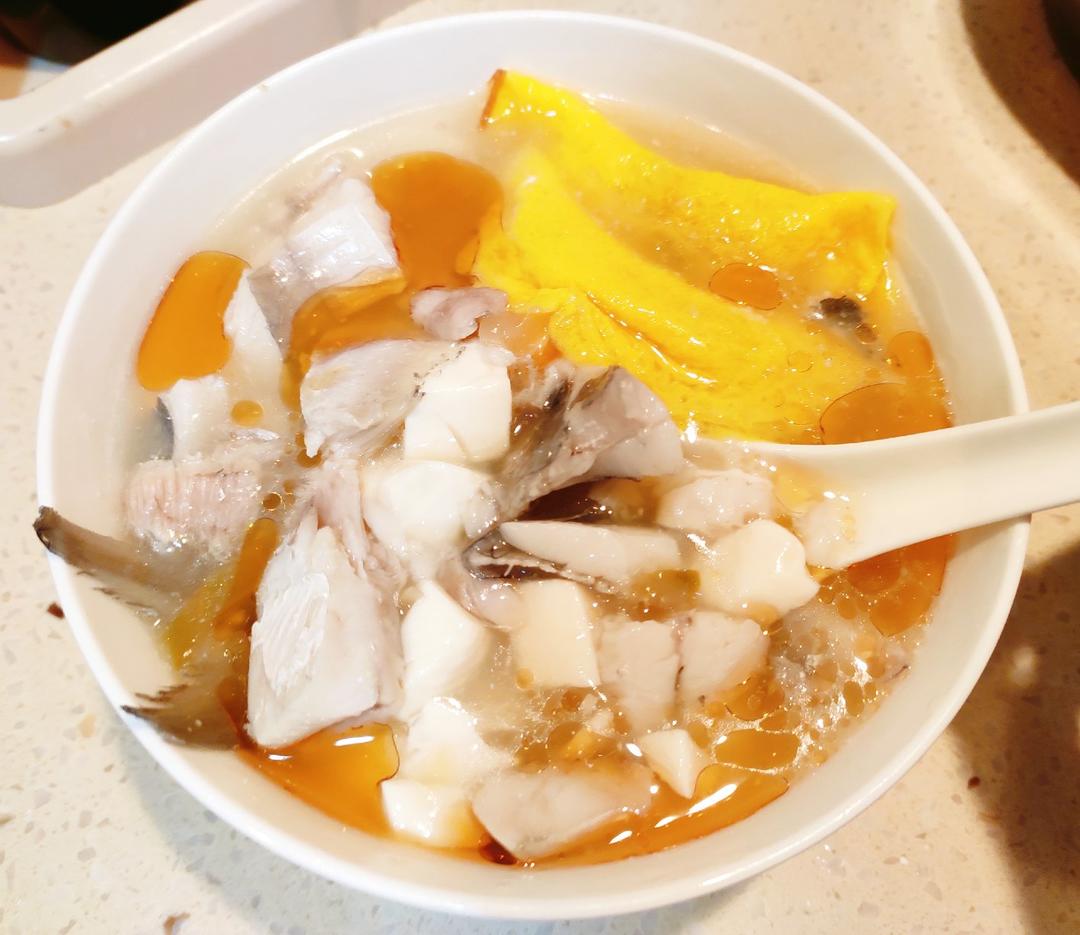 花菜鲳鱼羹🐠(鲳鱼竟是如此的百搭👍)