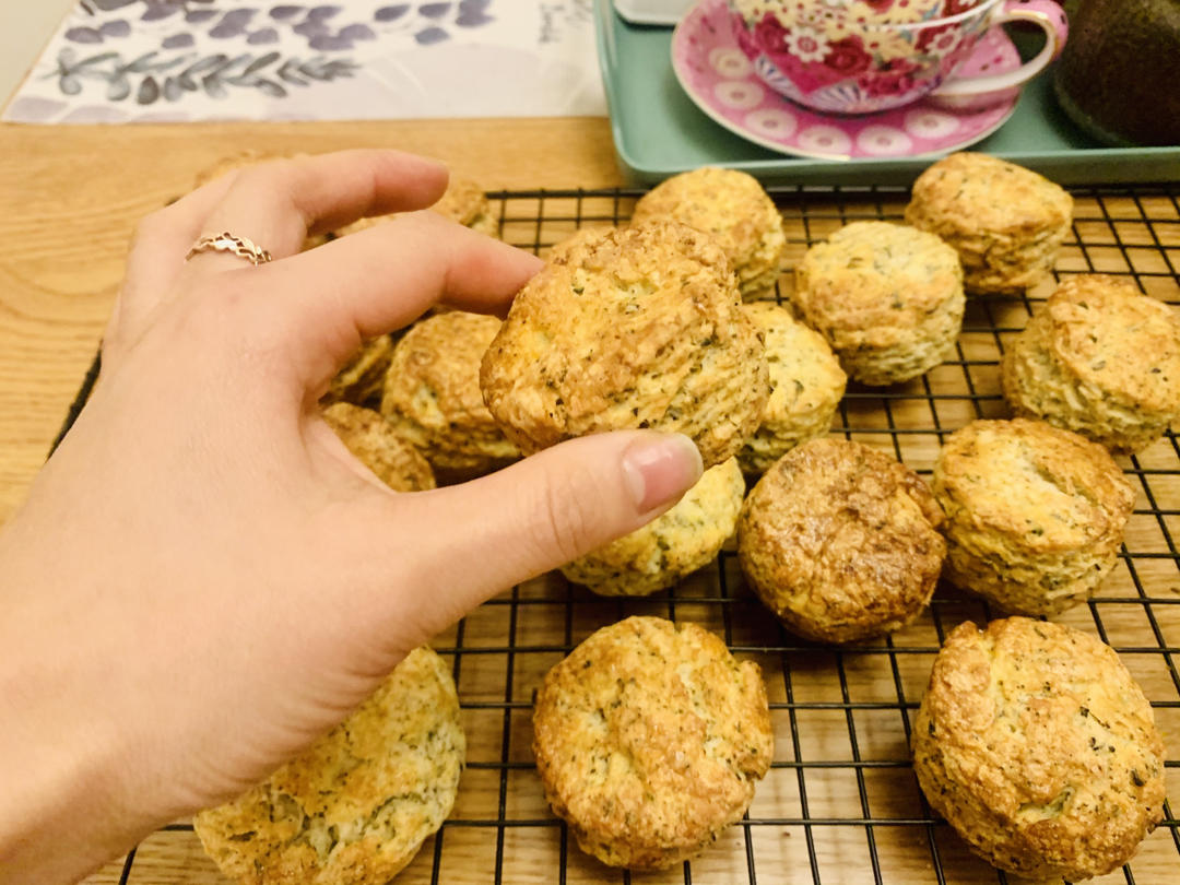 ☕️史上最简单下午茶｜红茶司康 操作简单 30分钟搞定👌