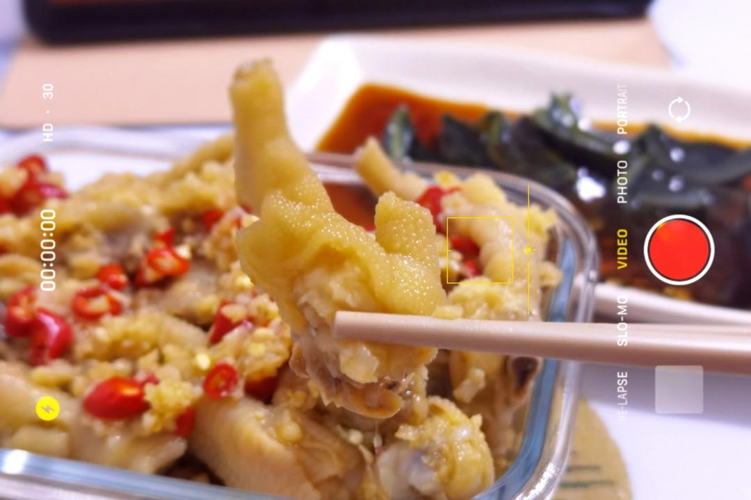 绝对不会后悔的酸辣鸡爪