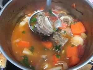 新疆清炖羊肉汤的做法 步骤9