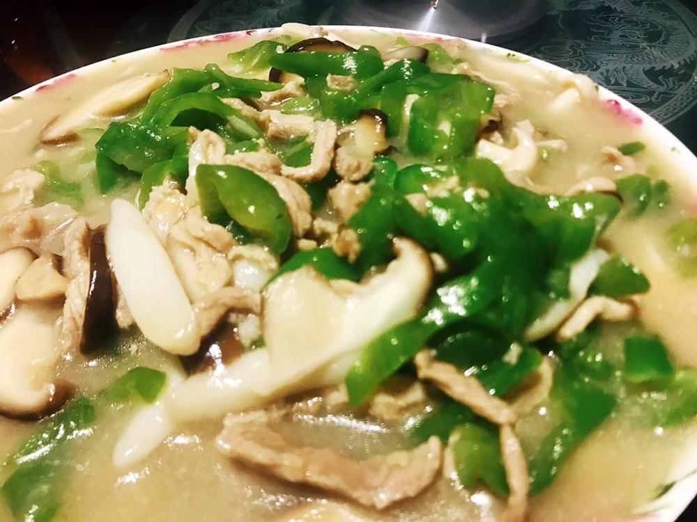 香菇青椒炒肉丝