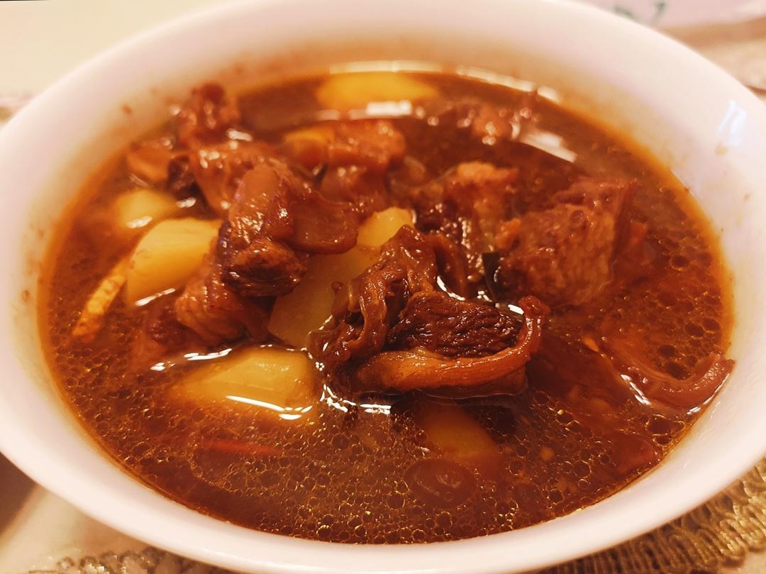番茄土豆炖牛腩