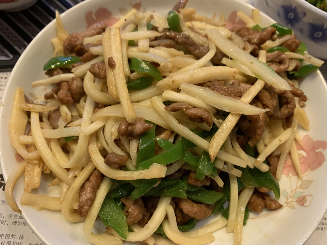 茭白青椒炒肉丝