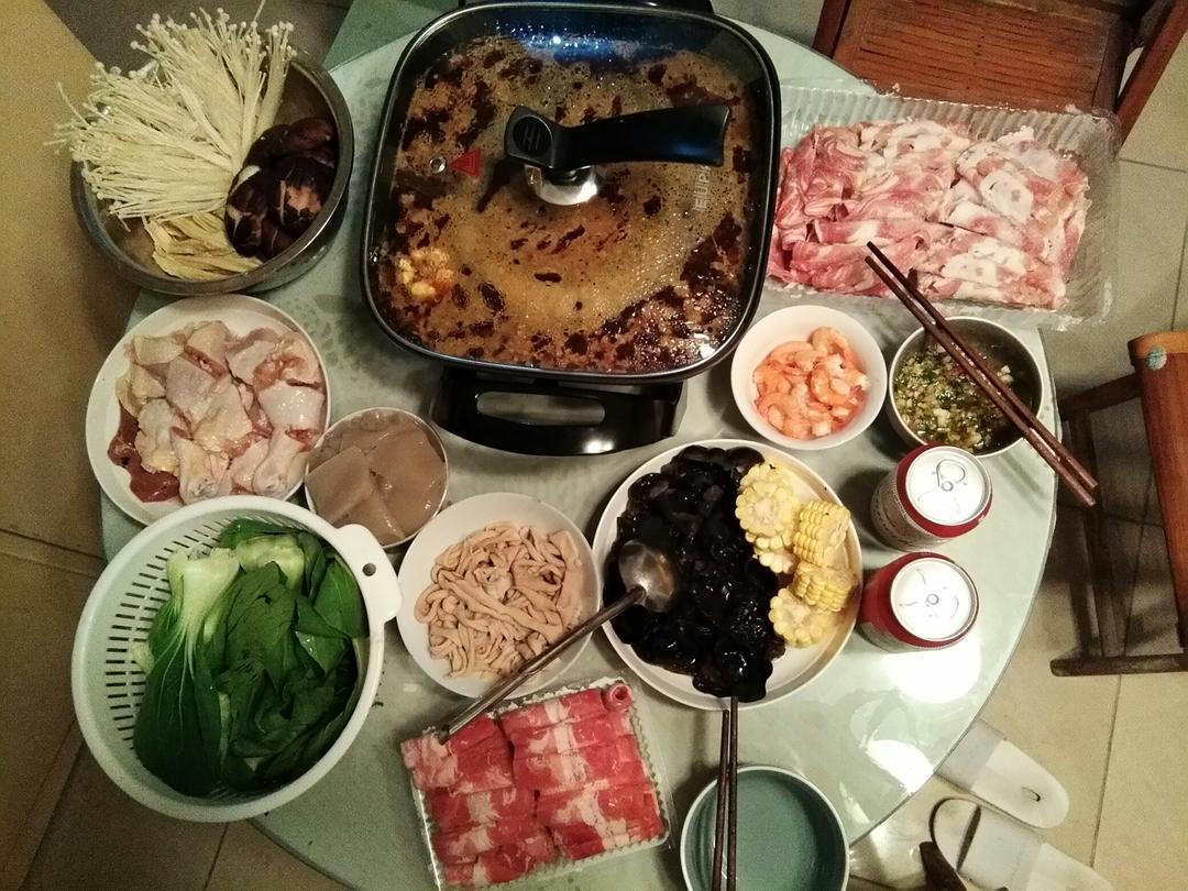 大宝贝儿哟做的家庭火锅