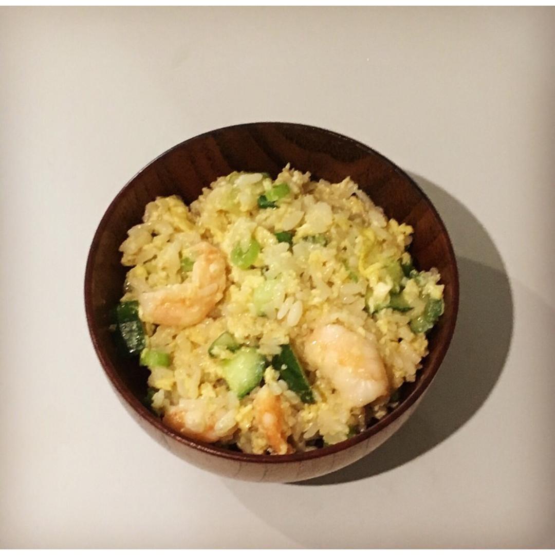 虾仁炒饭